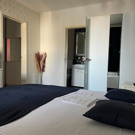 Апартаменты Apartament Cu 3 Dormitoare Jolie.M Галац Экстерьер фото